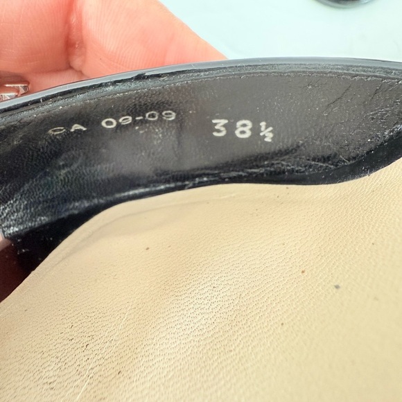 Christian Dior Retro Black Patent Leather D Heart Charm Mules Heels EU 38.5 - Picture 8 of 8